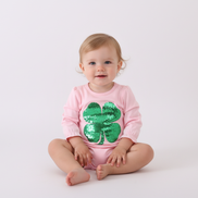Pink clover glitter ruffle bubble