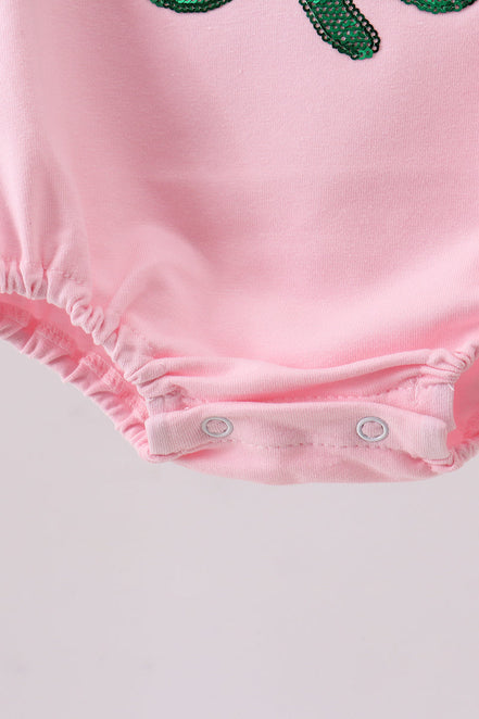 Pink clover glitter ruffle bubble