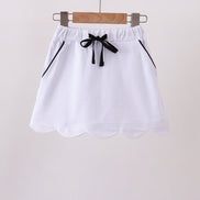 Snow white scallop hem bow skort