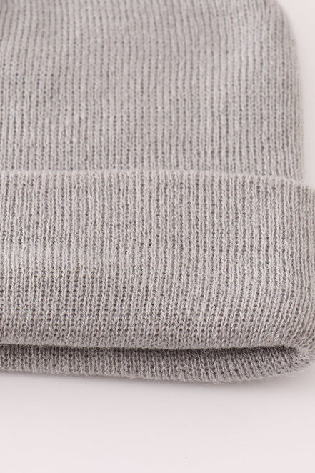 Grey ribbed basic knit beanie hat