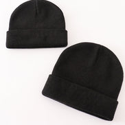 Black ribbed basic knit beanie hat