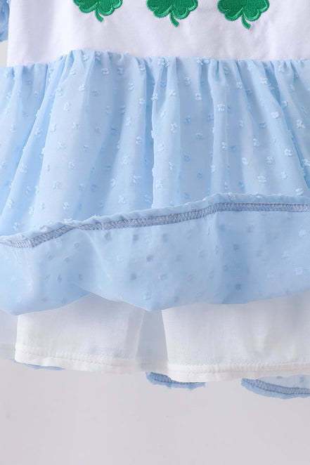 Blue clover embroidery swiss dot shorts set