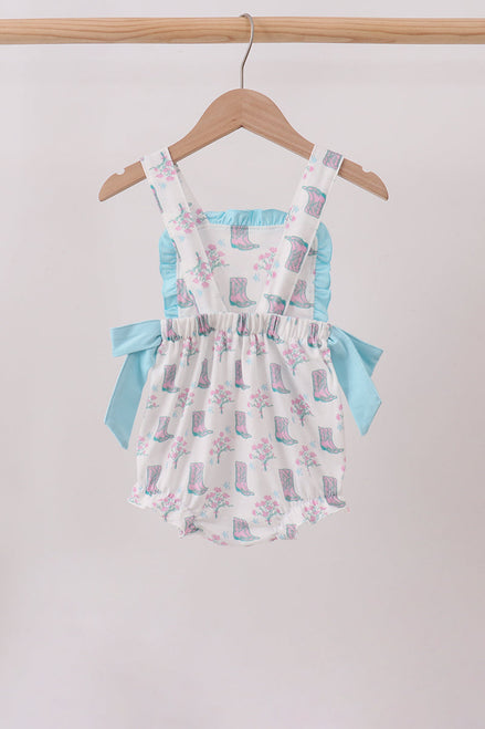 Blue Boots Ruffle Bubble